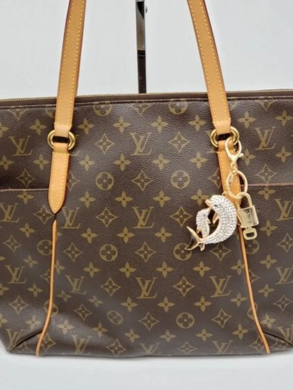 Authentic Louis Vuitton Lock & Key Gold ✨ Unbranded Dolphin Bag Charm LV